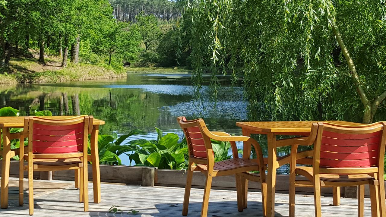 Palika Lodge Castets Eksteriør billede